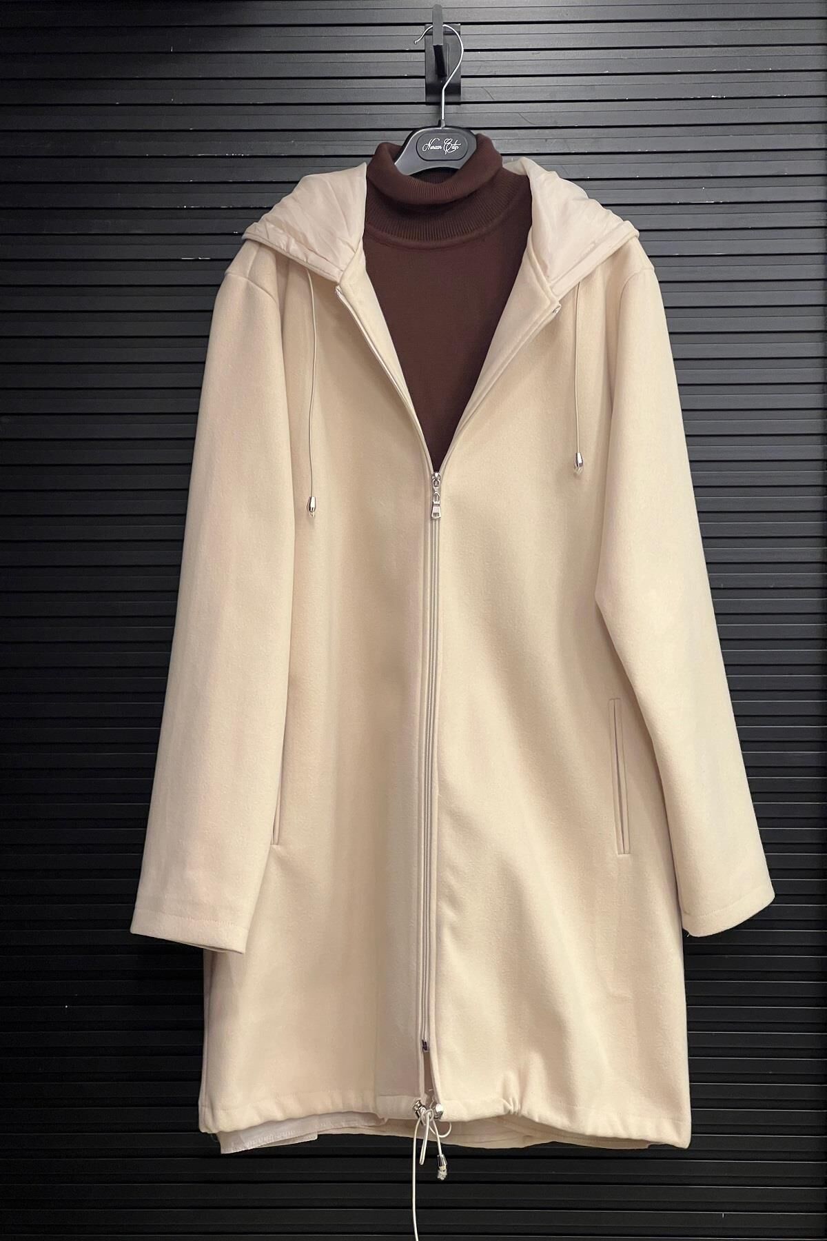 SEMS 2051 FERMUARLI KABAN