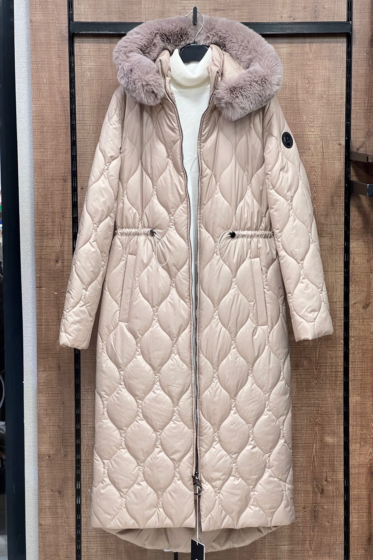 TRENÇ 5628 MONT