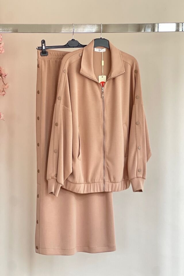 TIĞTRİKO 2062 TAKIM